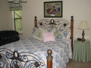 lodgebluebedroom